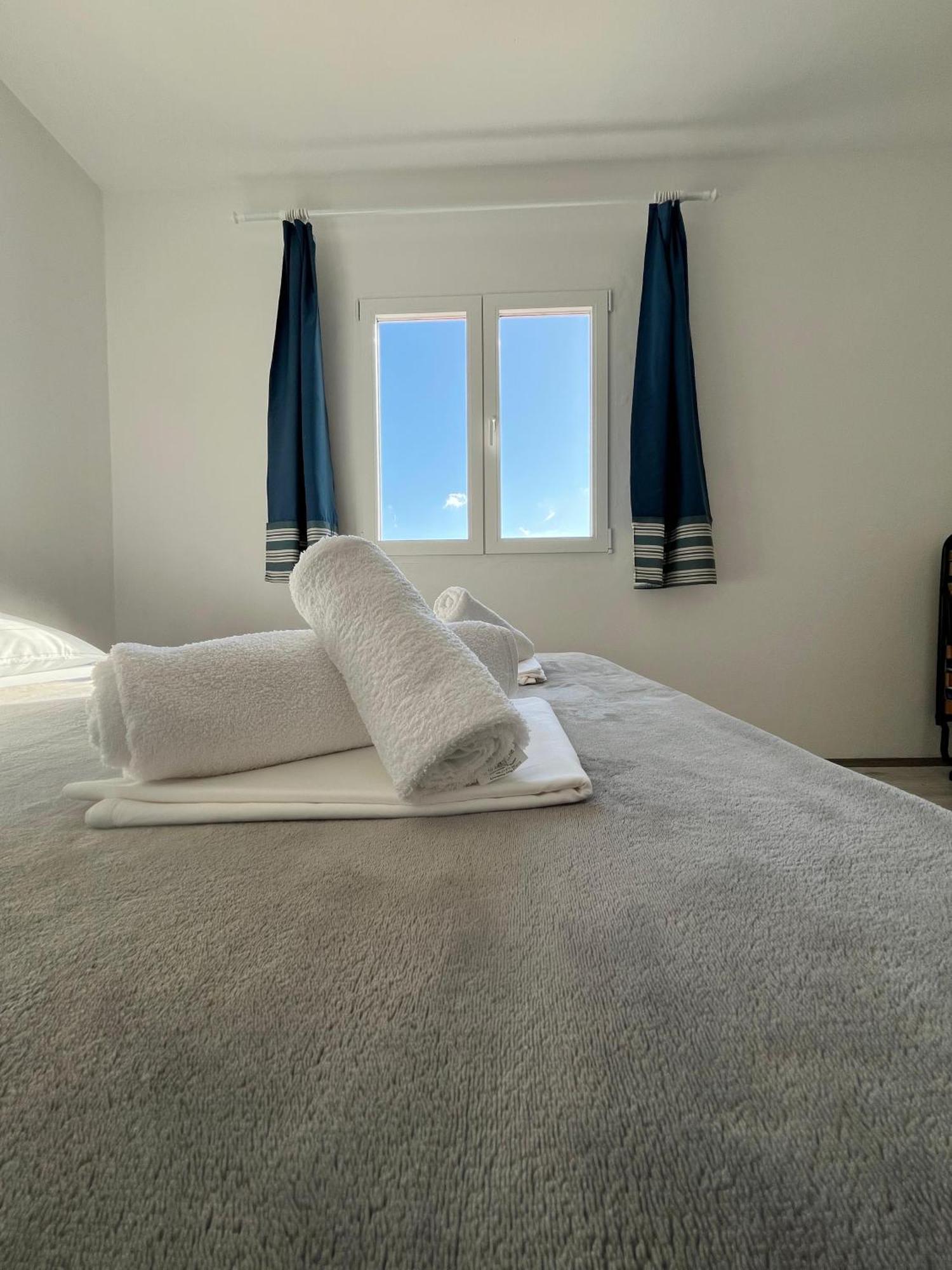 Apartments Peronja Jelsa Seafront 외부 사진